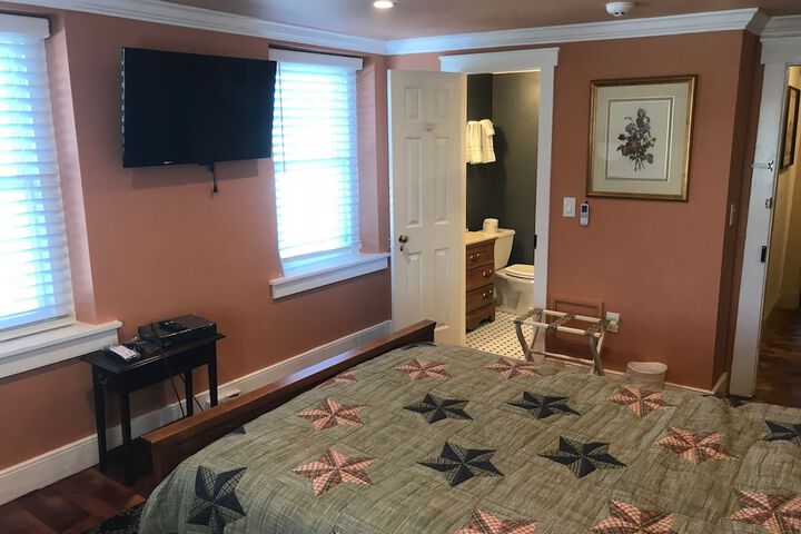 Room 35 of 64