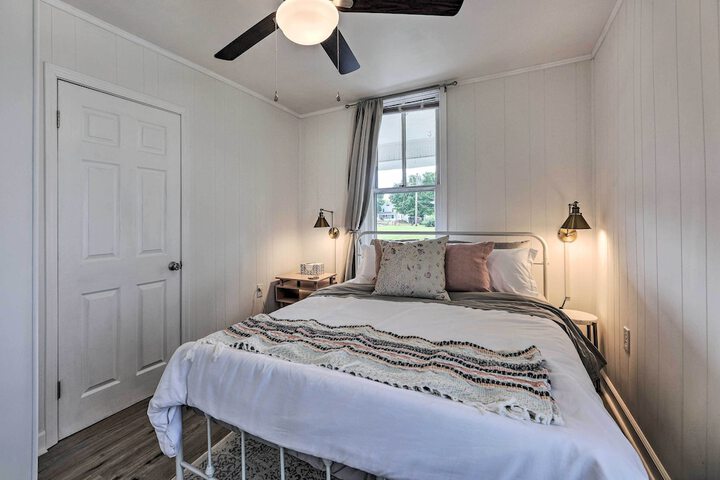 Pet-friendly Greenville Home w / Private Yard