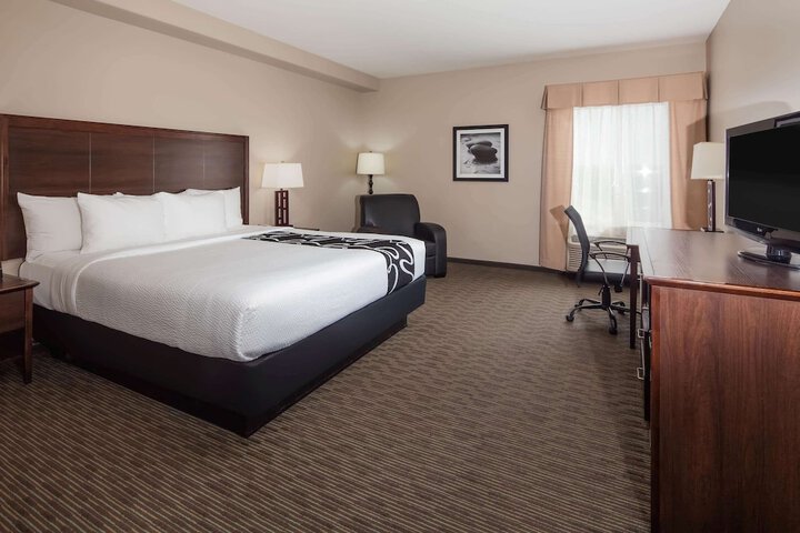 Room 8 of 22