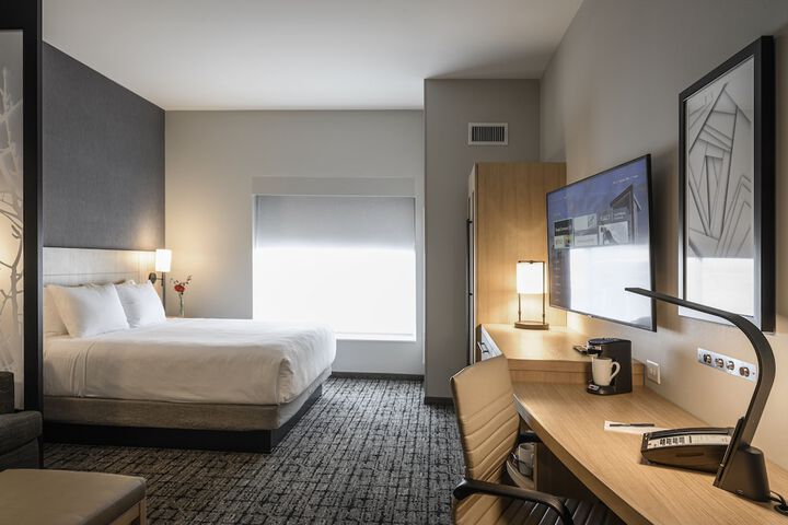 Hyatt Place Indianapolis / Fishers