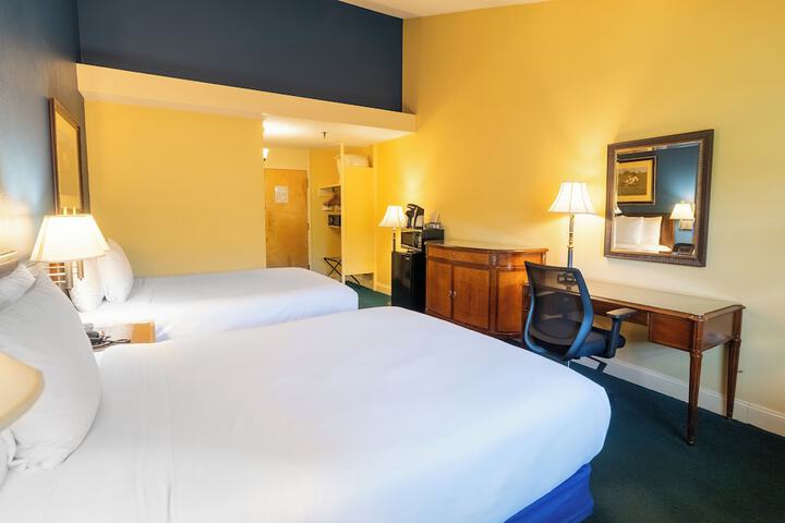 Fireside Inn & Suites Waterville