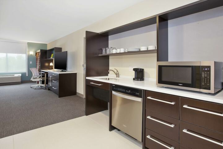 Room 16 of 27