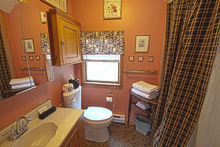 Room 138 of 200