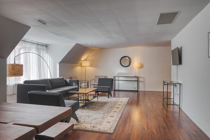 Room 65 of 70
