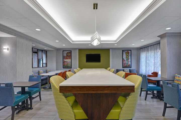 Hotel Interior 9 of 48