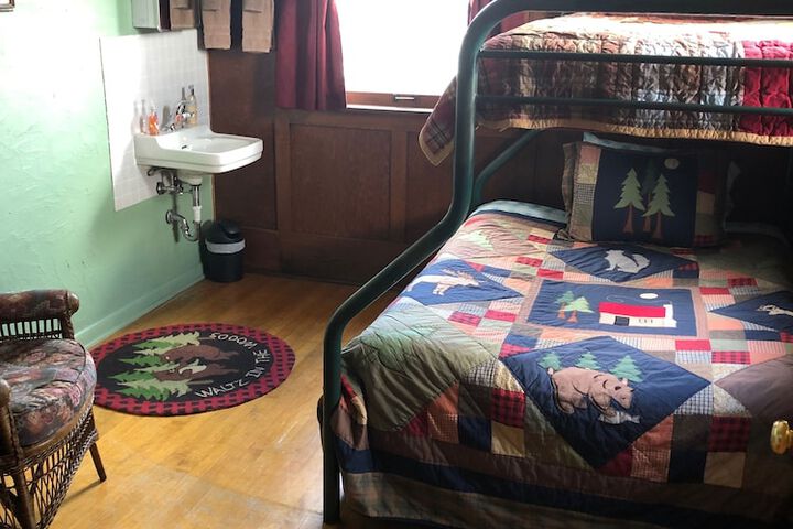 Room 7 of 44