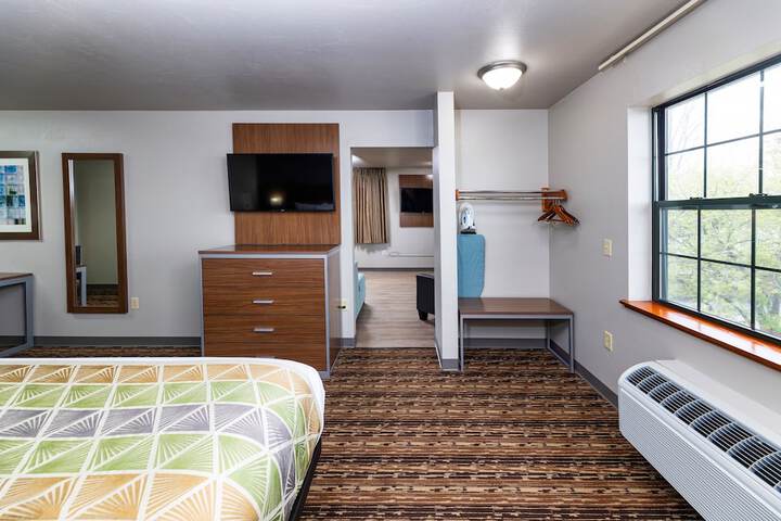 Room 40 of 43