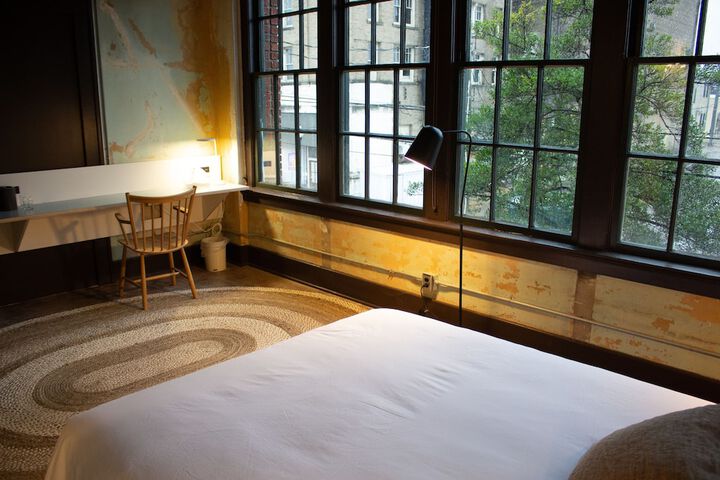 Room 30 of 52