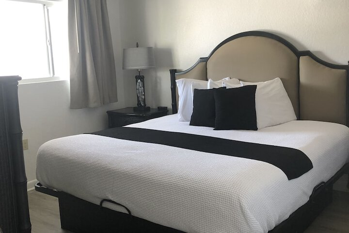Holiday Isles Resort