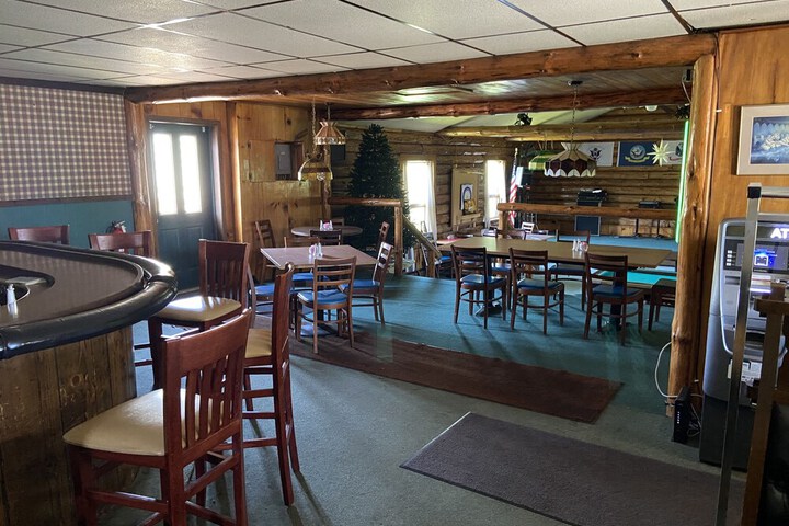 Laurelwood Inn and Steakhouse