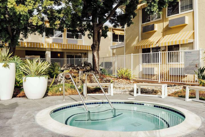 Pool 5 of 41