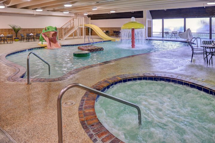 Best Western Plus Midwest Inn