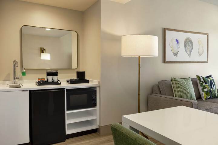 Room 56 of 121