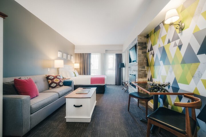 Room 43 of 62