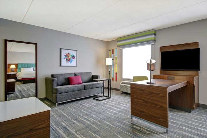 Room 34 of 59