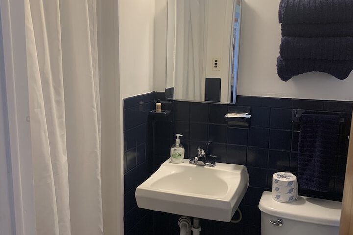 Room 7 of 57