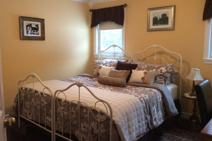 Room 16 of 40