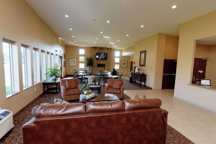 Cobblestone Inn & Suites - Fort Madison