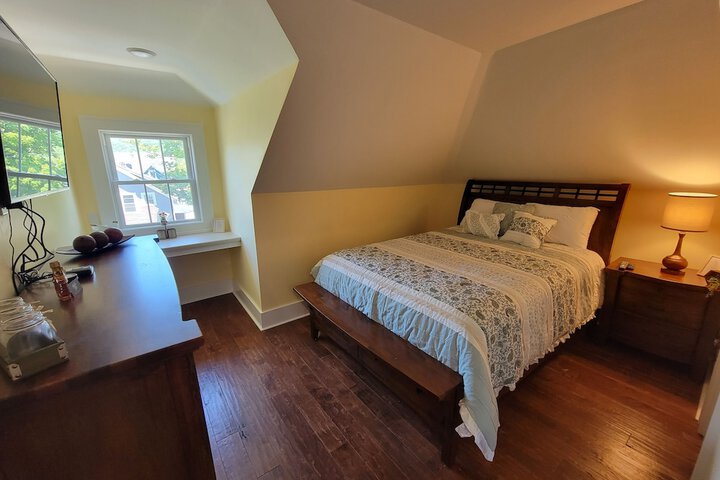 Room 6 of 49
