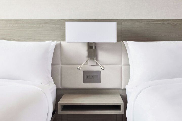 AC Hotel by Marriott St. Louis Chesterfield