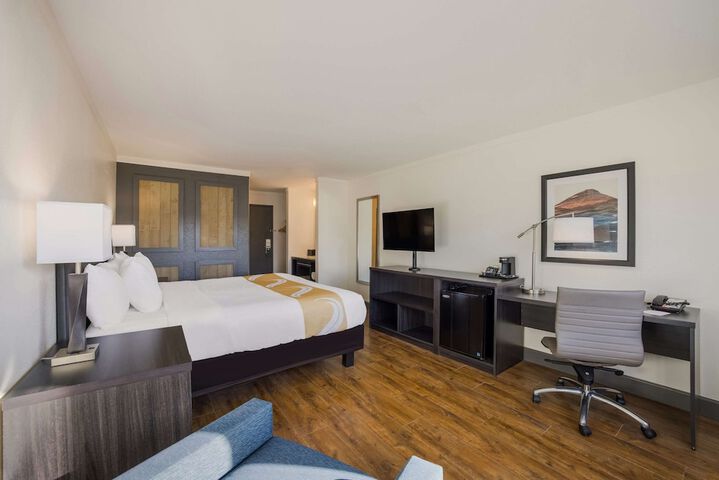 Room 31 of 36