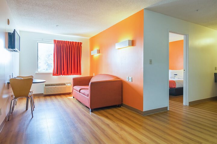 Room 29 of 40