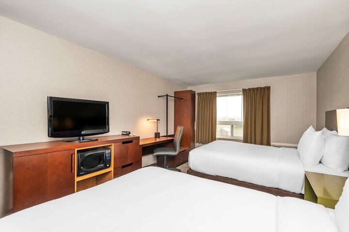 Room 21 of 48