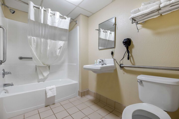Quality Inn Kingstree North
