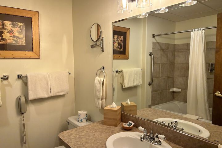 Room 209 of 260