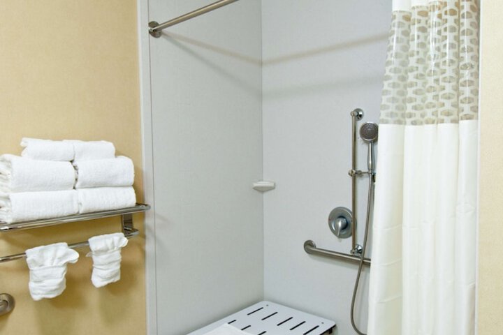 Hampton Inn & Suites Moreno Valley