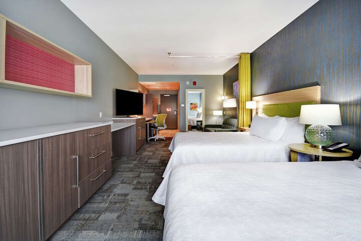 Room 9 of 39