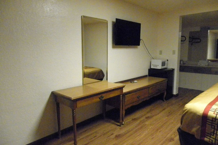 Room 54 of 75