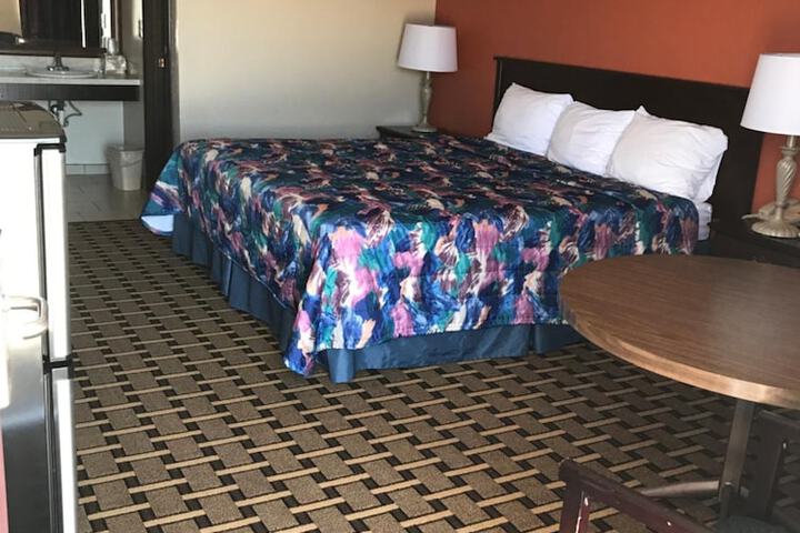 Room 16 of 24