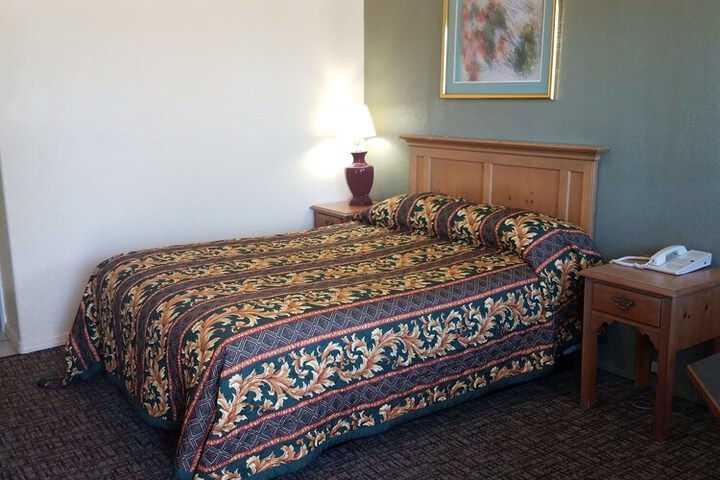 Room 20 of 29