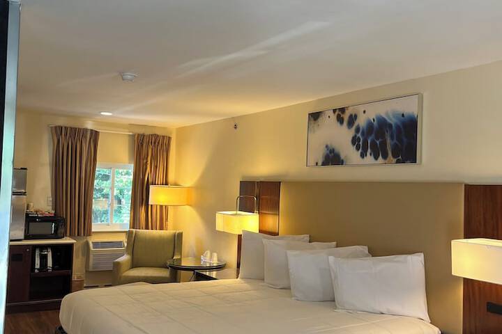 Room 30 of 55