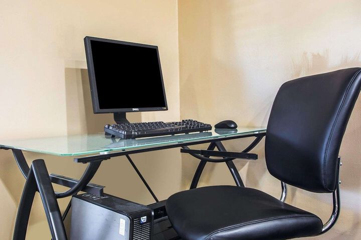 Business Center 35 of 35