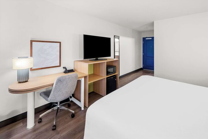 Spark by Hilton Woodbridge