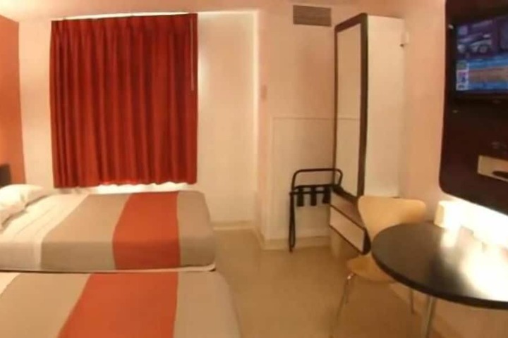 Room 20 of 46