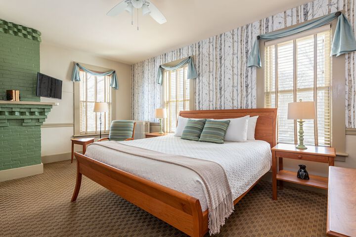 Room 22 of 45