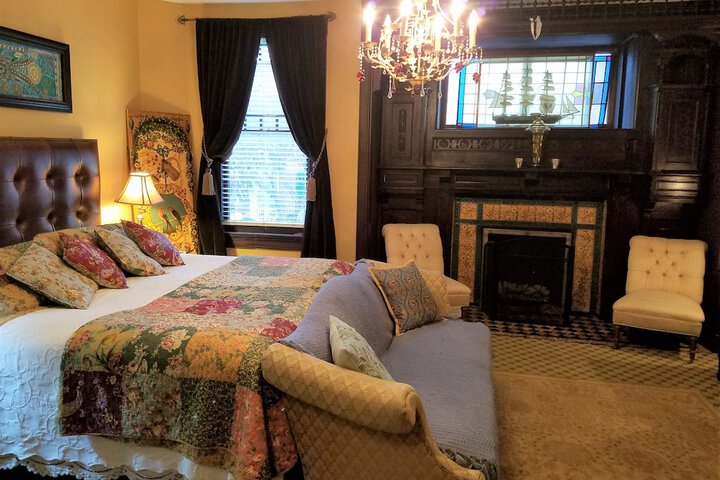 Vandiver Inn
