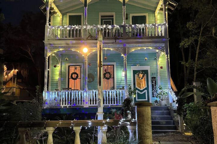 Peace & Plenty Inn Bed & Breakfast
