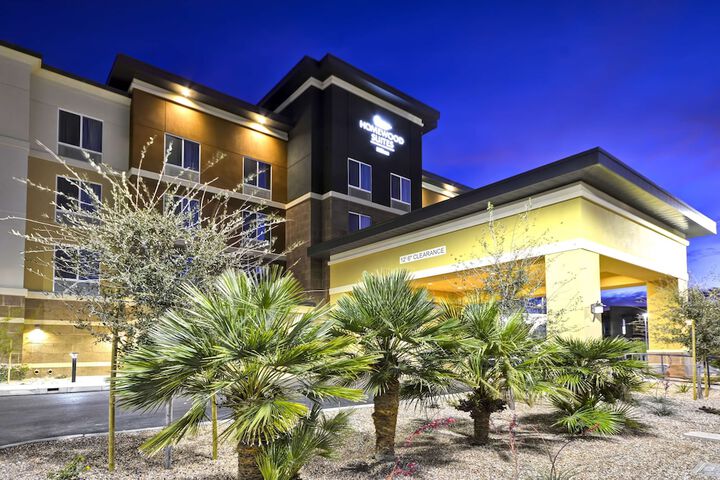 Hotel 3 of 51