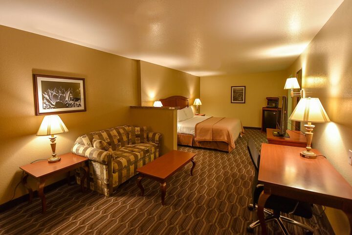 Room 18 of 30