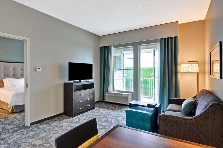 Room 30 of 44