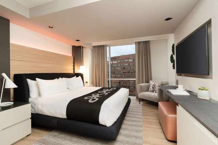 Room 20 of 94