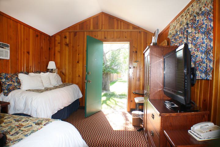 Room 5 of 33