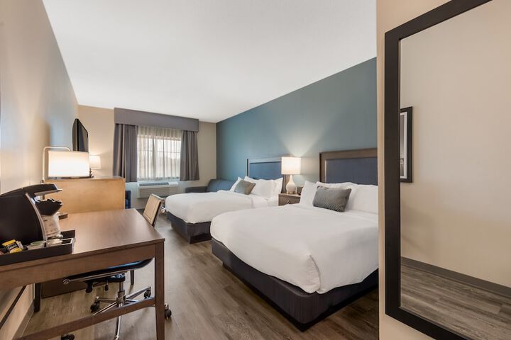 Room 20 of 32