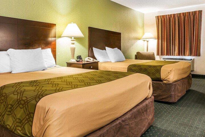 Room 21 of 36