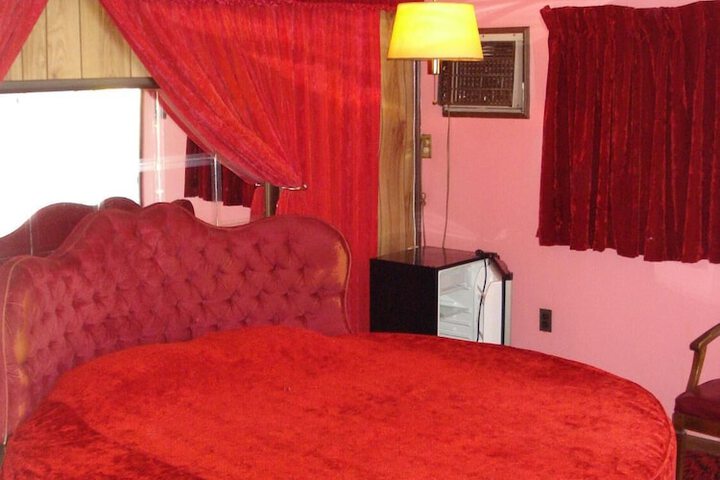 Room 24 of 24