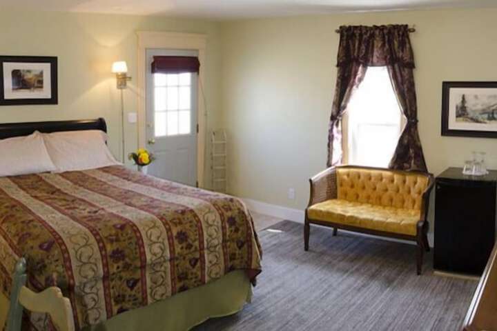 Room 15 of 25
